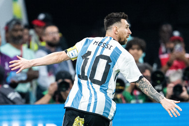 Porte par un grand Messi pour sa 1000e, l'Argentine file en quarts ! - Dbrief et NOTES des joueurs (Argentine 2-1 Australie)