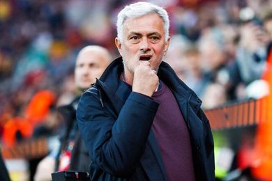 Mercato : Mourinho attend un signe, deux pistes surprenantes... a bouge sur le banc du PSG