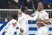 Les 10 infos à savoir sur la journée : l'exploit fou d'Auxerre, Chelsea prend une rouste, Liverpool rechute, le Bayern déroule..