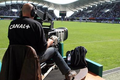 Ligue 1, venduti i diritti tv a Canal +