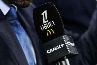 Droits TV : Canal+ avance ses pions pour la Ligue 1, un prix d'abonnement évoqué !