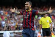 Transfert : le PSG se penche à nouveau sur Dani Alves