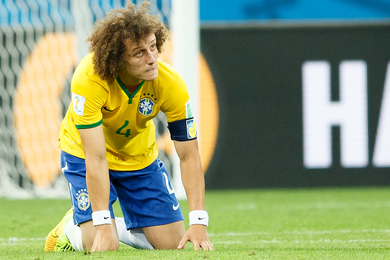 Brsil : critiqu par ses coquipiers, dmont par la presse... sale temps pour David Luiz !