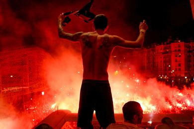 PSG : aprs le silence, la folie... Les Parisiens se lchent avec les supporters !
