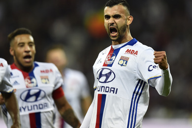 Transfert : Lyon propose un contrat de 3 ans  Ghezzal, l'Angleterre reste  l'afft
