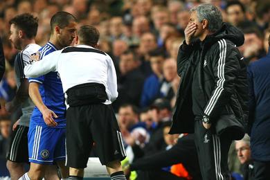 Chelsea : Mourinho remonte les bretelles d'Hazard !