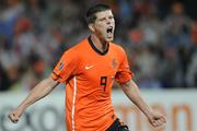 Euro 2012 : Huntelaar, Klose et Villa brillent, les Bleus à la traîne