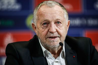 Lyon : l'avenir de Bosz, la pression sur les joueurs, le message aux fans... Aulas sort du bois face  la crise