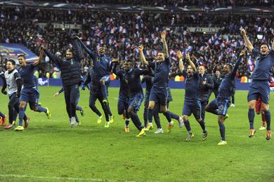 Equipe de France : la presse française retombe sous le charme, les Bleus savourent...