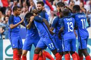 Les Bleus terminent en beauté - Débrief et NOTES des joueurs (France 3-2 Angleterre)