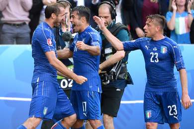 L'Italie sort le double tenant du titre ! - Dbrief et NOTES des joueurs (Italie 2-0 Espagne)