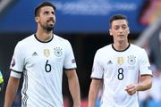 Mercato : Özil, Khedira... Les deux acolytes qui n'ont plus la tête au foot
