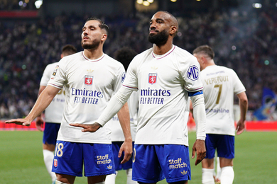 Lacazette soigne ses adieux, Lyon finit 6e - Débrief et NOTES des joueurs (OL 2-0 SCO)