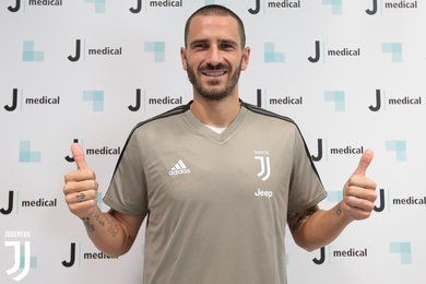 Transfert : Higuain et Caldara filent au Milan AC, Bonucci de retour  la Juventus !