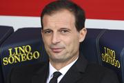 Transfert : la Juve choisit Allegri, Evra veut des garanties !