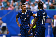 Equipe de France : Mbappé et Olise, du naufrage aux records
