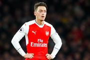 Arsenal : Özil repousse les discussions, Draxler tente sa chance...