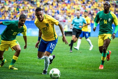 JO : le Brsil n'y arrive pas, les supporters s'en prennent  Neymar