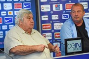Montpellier : Nicollin demande à Courbis de rester et de sortir le club de là !