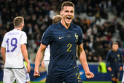 Equipe de France : Pavard bombe le torse