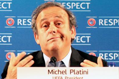 CAN : Platini soutient la thse d'un report... et se voit renvoyer la crise en Ukraine en pleine face