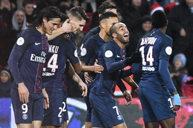 Paris termine l'anne 2016 sur un carton - Dbrief et NOTES des joueurs (PSG 5-0 Lorient)