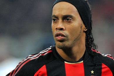 Transfert : Ronaldinho c'est flou, Blackburn veut en profiter