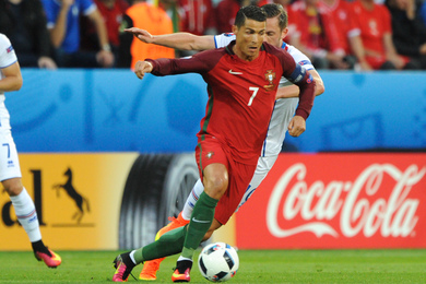 Euro 2016 : Ronaldo tacle l'Islande, Lagerbck le reprend de vole !