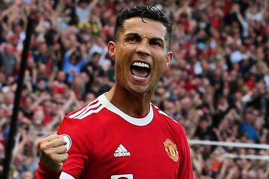 Manchester United : pas contents ? Ronaldo rpond avec un tripl !