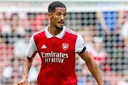 Arsenal : en patron, Saliba met l'Angleterre à ses pieds