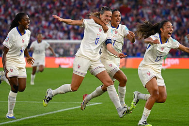 Carton plein pour les Bleues ! - Débrief et NOTES des joueurs (Pays-Bas 2-5 France)