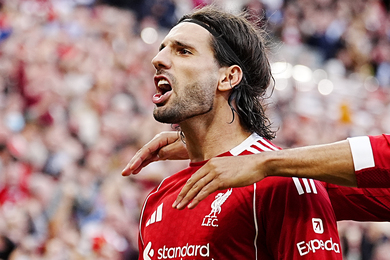 Les 13 infos à savoir sur la journée : un coup-franc de Szoboszlai fait plier Arsenal, le Barça sauvé par Garcia, City chute...
