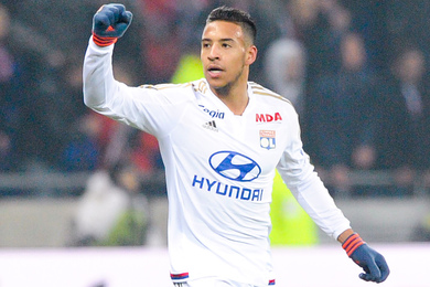 Transfert : malgr une offre de 37,5 M€, Tolisso reste  Lyon !
