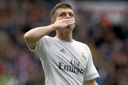 Transfert : en concurrence avec les deux Manchester, Paris passe à l'offensive pour Kroos !