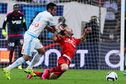 OM - OL : sifflets, projectiles, agressions... La folle soirée de Valbuena