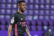Mercato : Vinicius Jr réclamé par Leonardo contre Mbappé ?