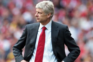 Transfert : Arsenal cherche le successeur de van Persie, Giroud mis en concurrence