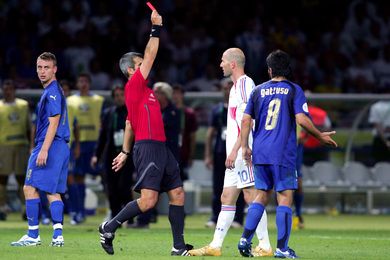 Equipe de France : les vrits de l'arbitre et Sagnol sur le coup de tte de Zidane