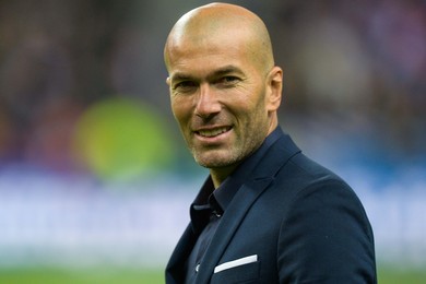 Journal des Transferts : Zidane  la tte du Real, Bisevac vers l'Italie, Mandanda annonc en Turquie...