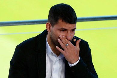 Barça : Agüero, en larmes, met un terme à sa carrière (officiel)