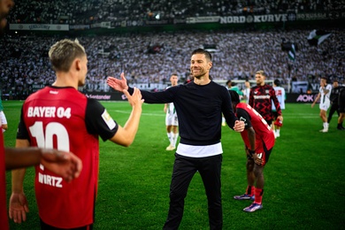 Leverkusen: Xabi Alonso lại làm được điều đó