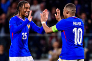 Equipe de France : le pari d'un nouveau trio offensif pour redynamiser les Bleus ?