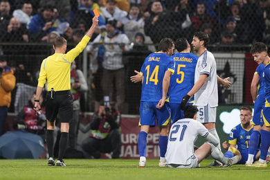 Italie : Bastoni, seul au monde