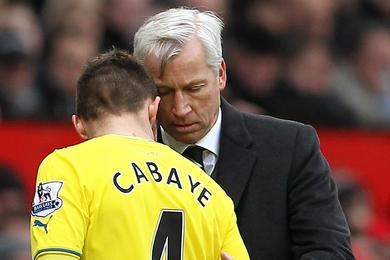 Newcastle : un coach qui frappe son joueur, crise, flou tactique... Rien ne va plus depuis le dpart de Cabaye