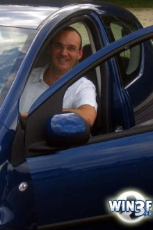 Il aime le foot, il a gagn une voiture !