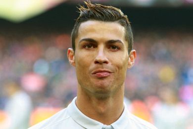 Ronaldo le mieux pay du monde, Blanc sur le podium des coachs, Thiago Silva patron de la L1... Les chiffres fous du foot !