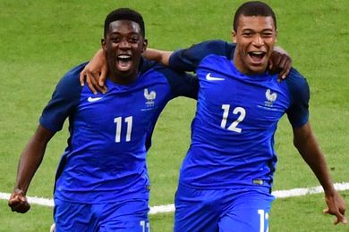 Equipe de France : le duo Mbapp-Dembl crve l'cran, Deschamps promet un 