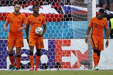 Les Oranje tombent ds les 8es ! - Dbrief et NOTES des joueurs (Pays-Bas 0-2 Rp. Tchque)