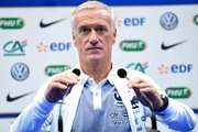 Equipe de France : Deschamps se justifie pour Lemar... Martial sanctionn ?