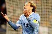 VIDEO : Forlan a jou comme un pied carr face au Mexique !